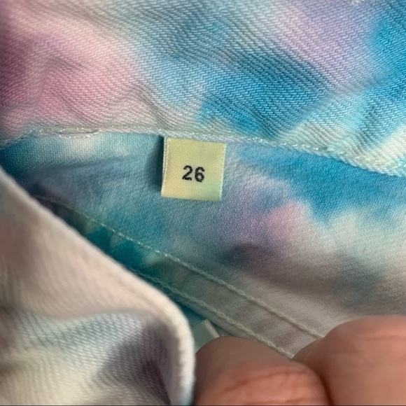 Citizens Of Humanity Custom Tie Dye Scalloped Hem High Rise Denim Shorts - Picture 10 of 14